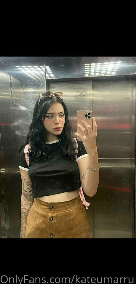 kateumarru model nude pictures