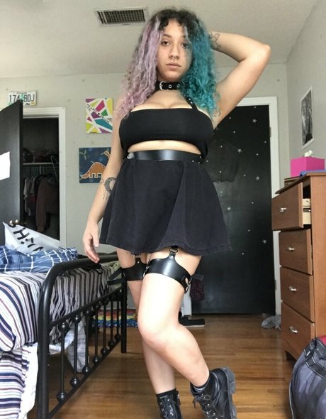 itselliemay pornstar nude photo