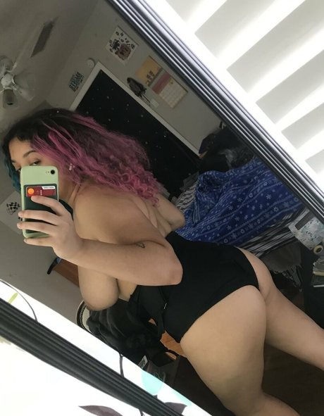 itselliemay nude pornstar images