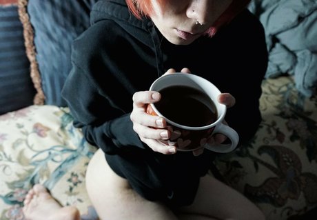 Ari cakes model pornographic archive