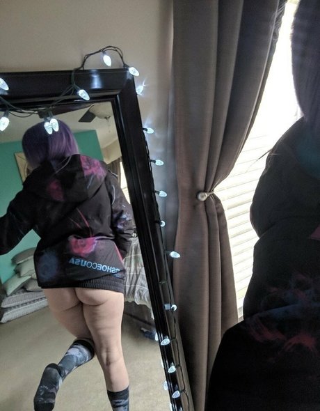 realpalesnowbunny Profile pic