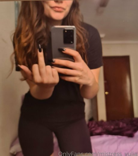 findomylia star porn archive