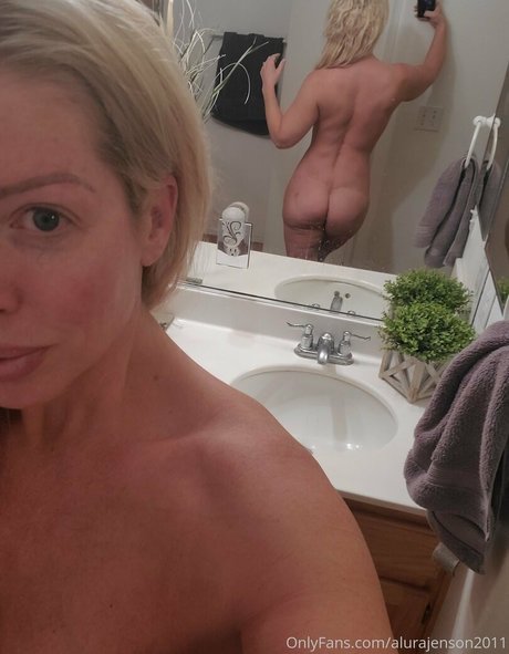 alurajenson2011 pornstar art picture