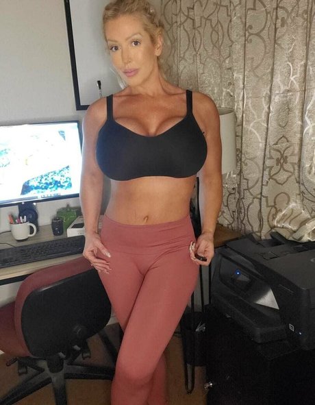 alurajenson2011 erotic model archive