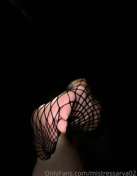 mistressarya02 top model image