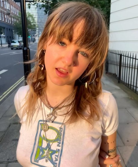 _femalien nude pornstar galleries