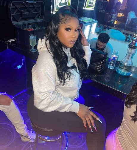 Hen Diorr hd actress pic