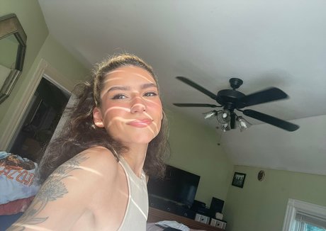 demonclout model perfect img