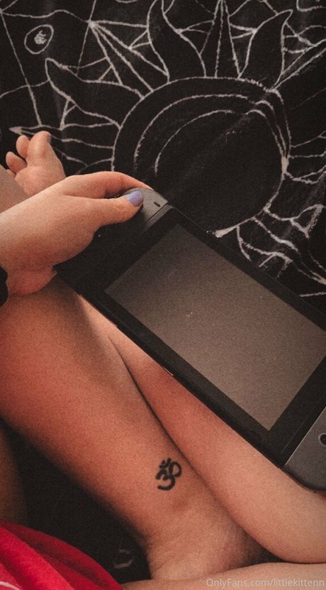 littlekittenn model nudes picture