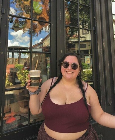 divine hedonist free model naked pic