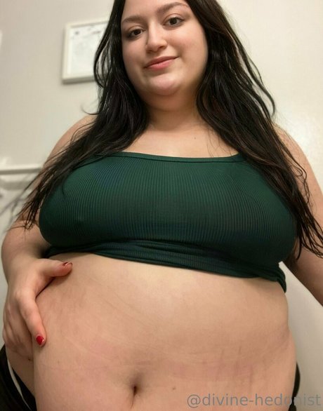 divine hedonist free nudes model pic