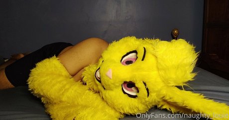 naughty louie star art pics