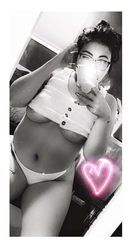 coralinebb adult star pic