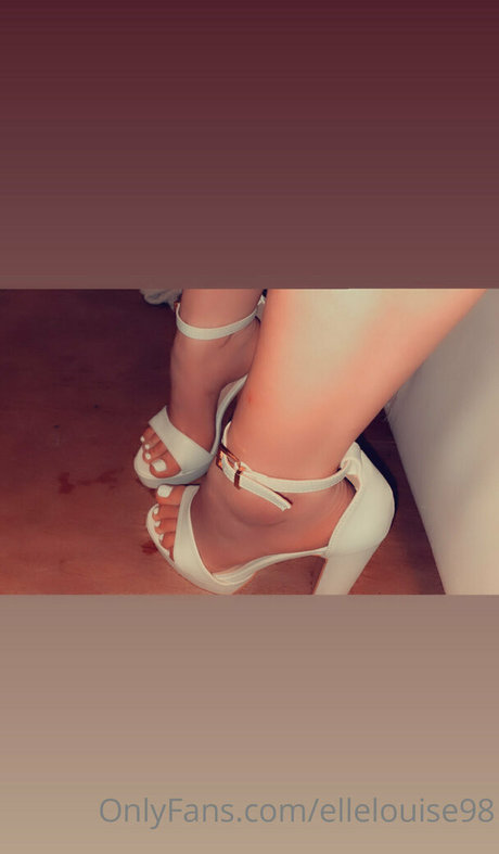 ellelouise98 sexy actress picture