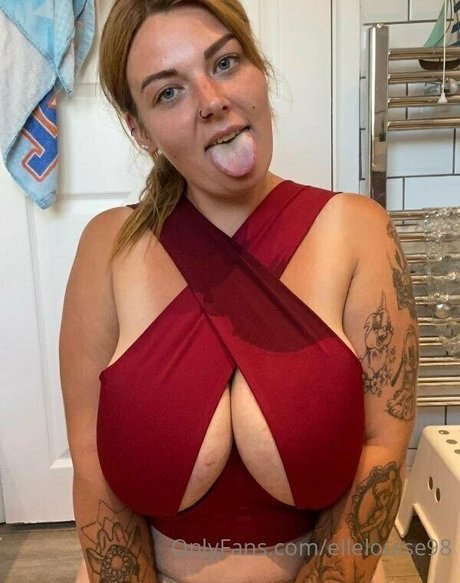 ellelouise98 erotic model picture