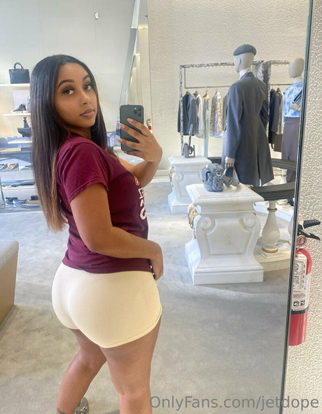 jetdope nudes model img