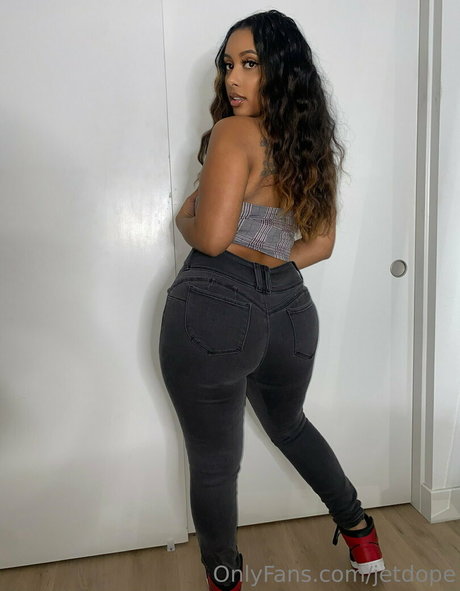 jetdope model high quality pictures