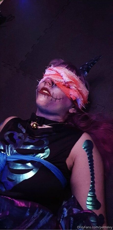 petiteivy pornstar nudes archive