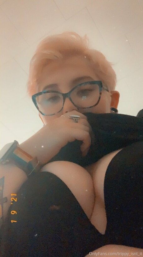 trippy isnt it nudes star pics