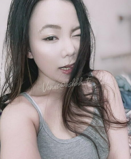 hshhh t naked pornstar img