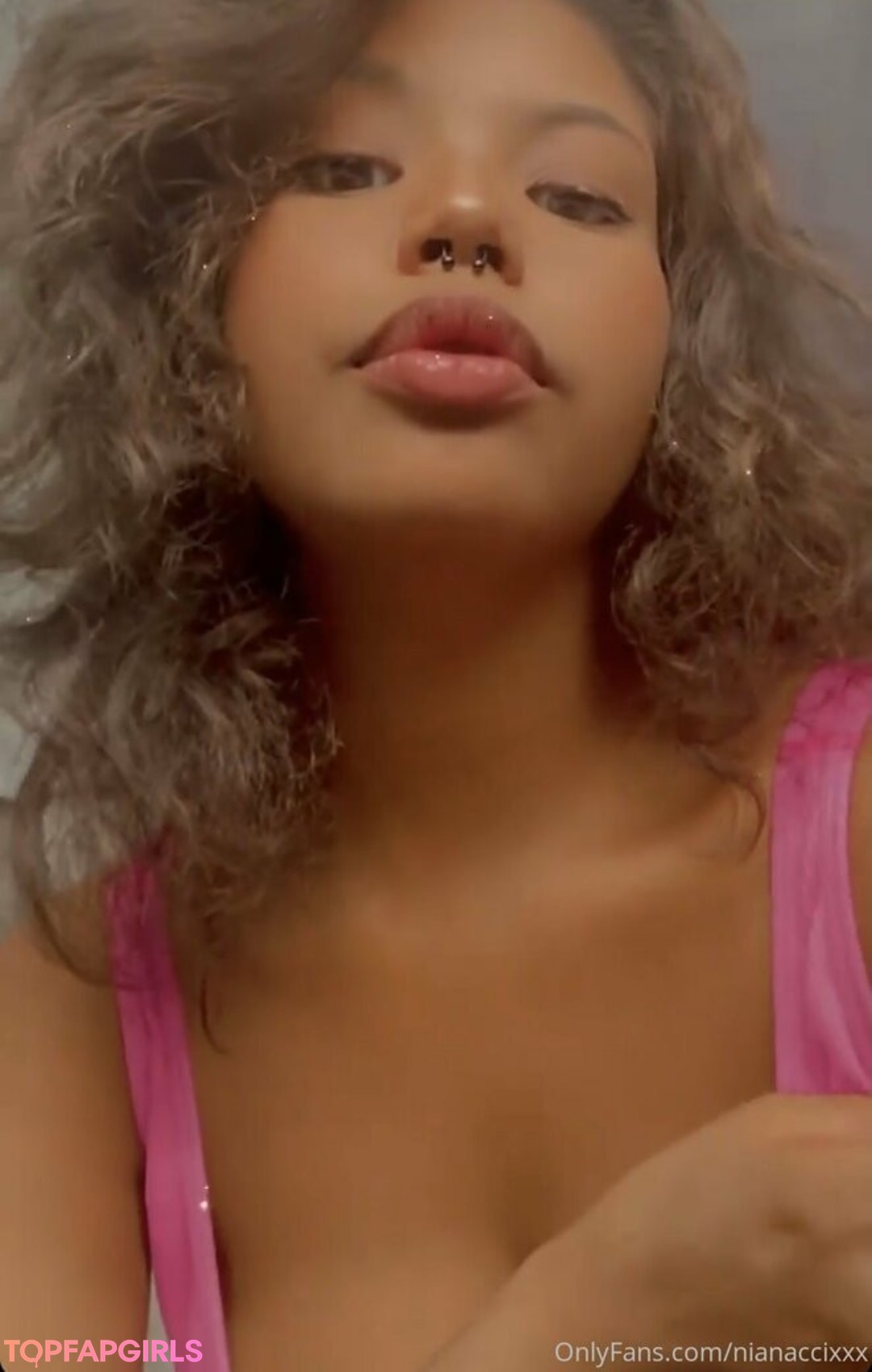 nianaccixxx pretty actress img