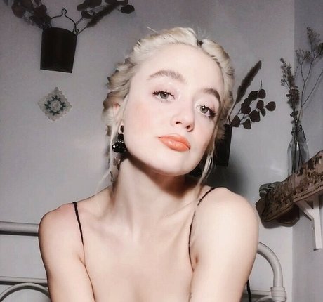 alittle vampy star pretty pictures