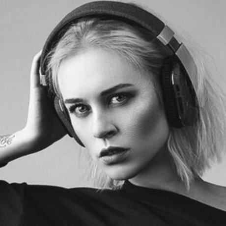 Kat Sonny star perfect image