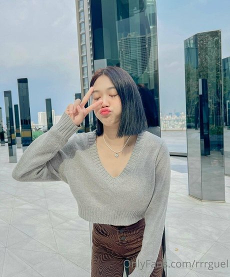 ragisan naked actress pictures