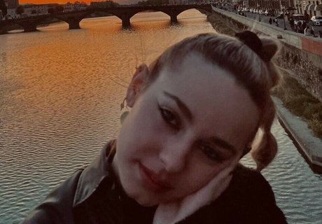 Elena Lagou perfect star gallery