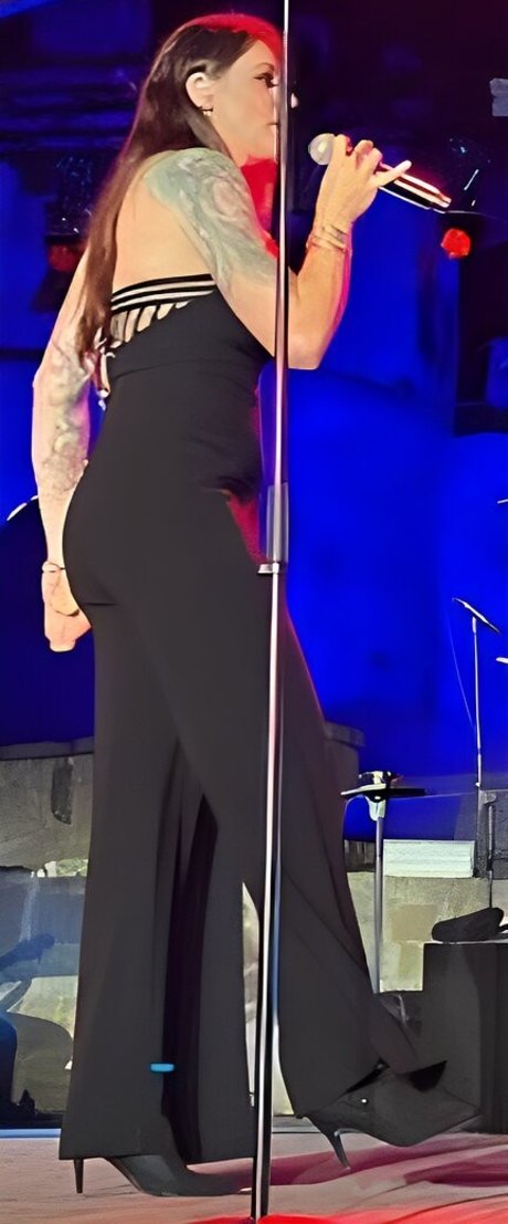 Floor Jansen model hot galleries