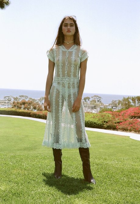 Lexi Bhardwaj art model photos