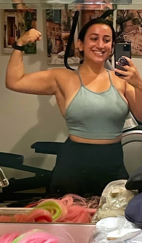 Nikki Geeks high quality pornstar gallery