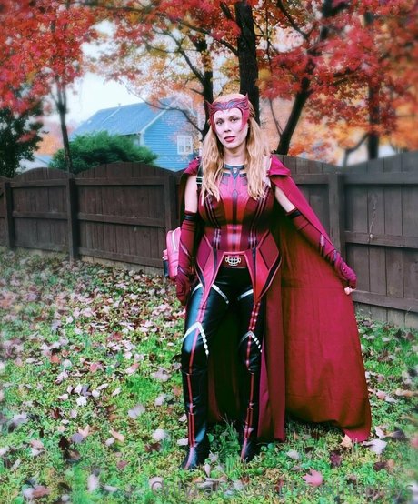 fayelinaplays model hd pictures