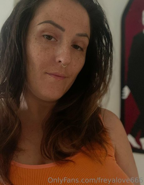 freyalove666 star nude galleries