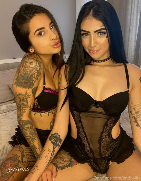 Deskicio Suicide pornstar exclusive photo