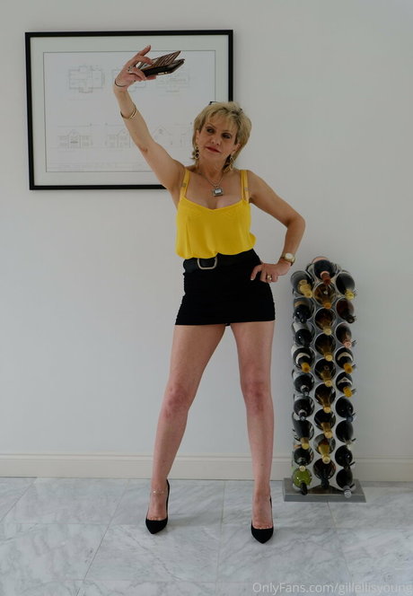 gillellisyoung Profile pic