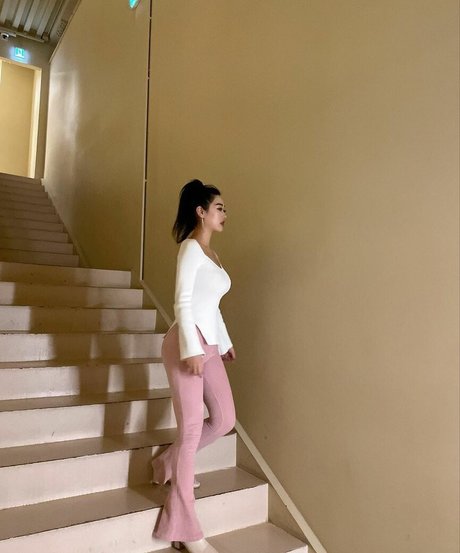 ming ouo_ model hot img