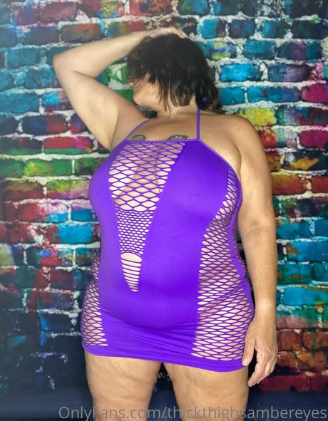 thickthighsambereyes perfect star image