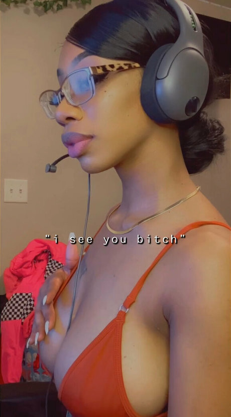 womanflo nude pornstar gallery