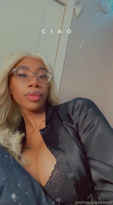 womanflo pornstar exclusive archive