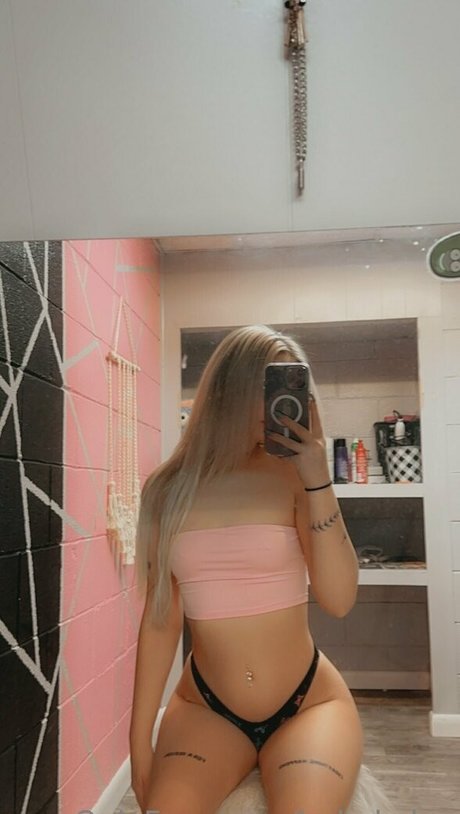 Giannaah sex model picture