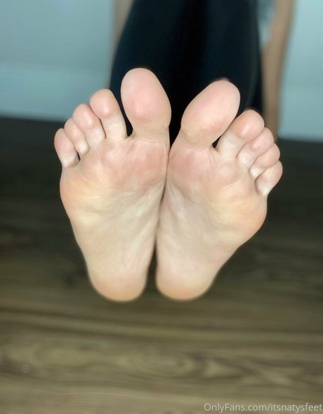 Itsnatysfeet high quality actress images
