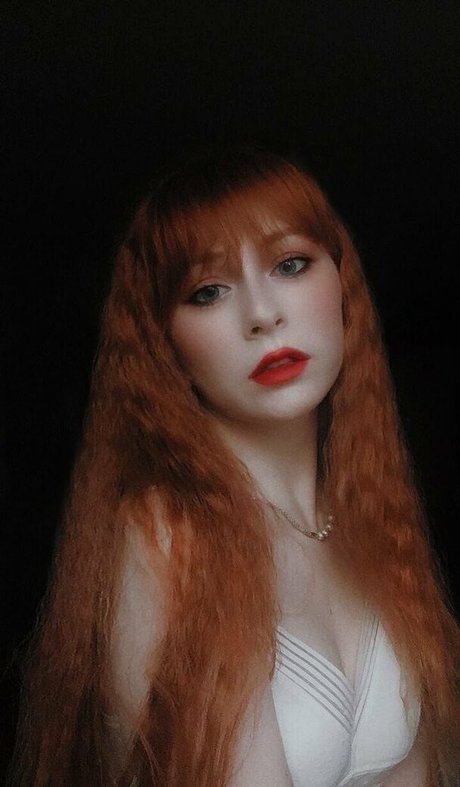 kyriefox exclusive star gallery