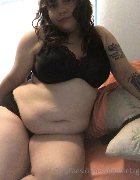 sydgettinbig sex pornstar photo