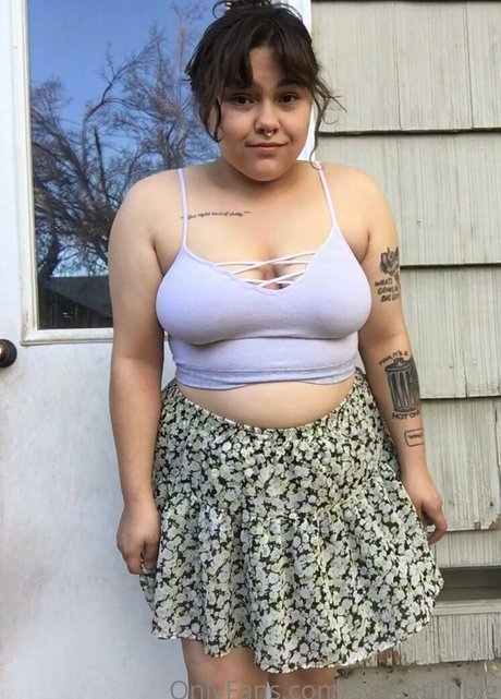 sydgettinbig art pornstar photo