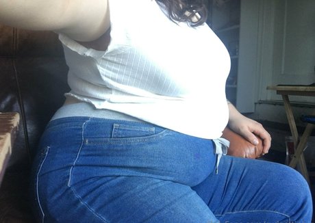 sydgettinbig model hd pictures