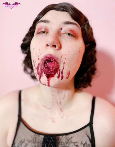 omankovivi beautiful pornstar archive