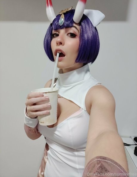 sumiirefree model naked picture