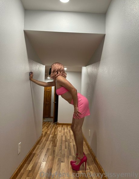 sexysissyemily pretty model galleries