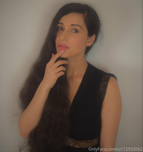 mirabellaestella Profile pic